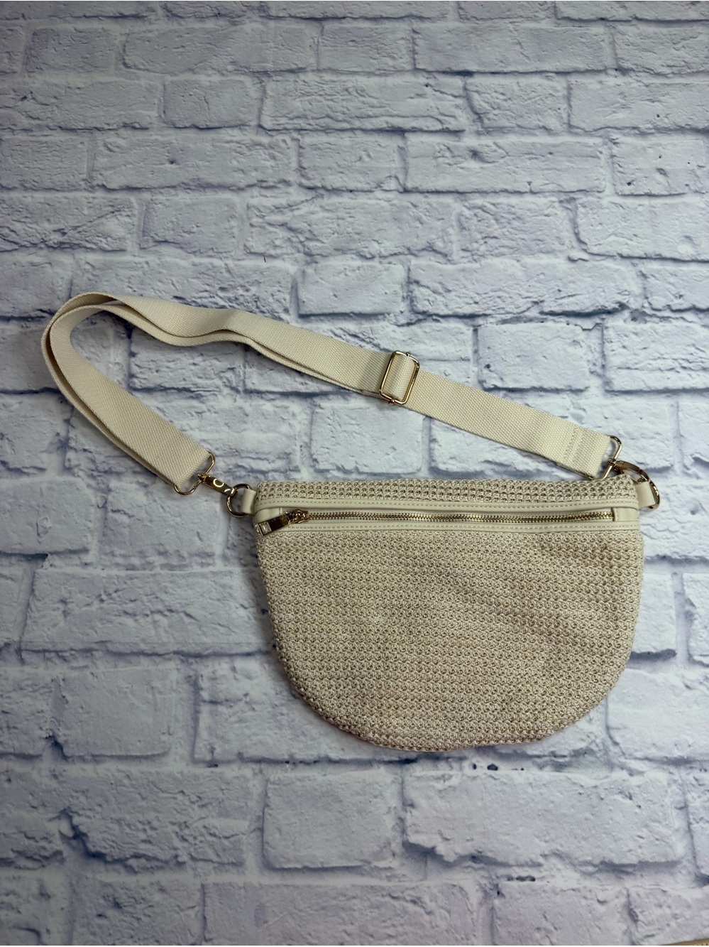 Woven Cream Crossbody Belt Bag - Unbranded